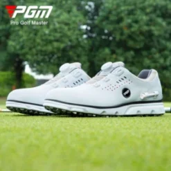 GIÀY GOLF NAM CHỐNG NƯỚC CÓ DÂY CÀI TEE PGM XZ302